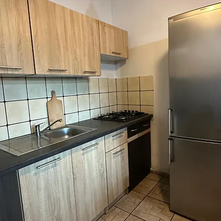 Nad Jeziorem Z Jacuzzi Mazury 10os Semesterbostad